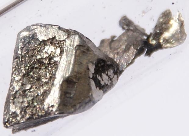 Различие в магнитных свойствах помогло разделить редкоземельные металлы