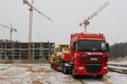 Перевозка спецтехники тралом-компания Техоптимум.
Тягач DAF 105 и низкорамный полуприцеп Faymonville компании Техоптимум.
