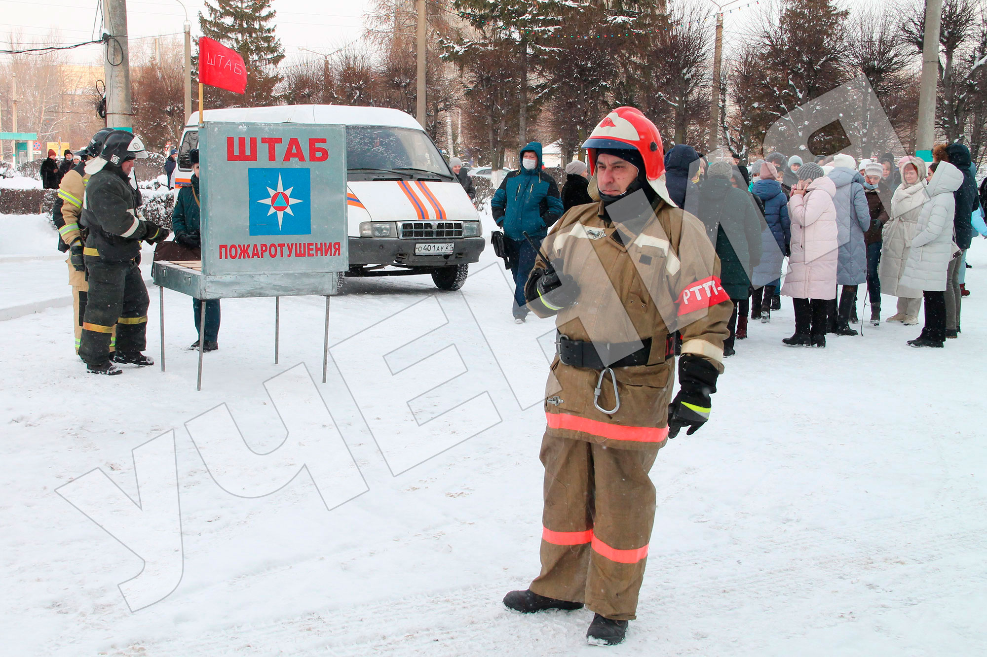 Более трехсот