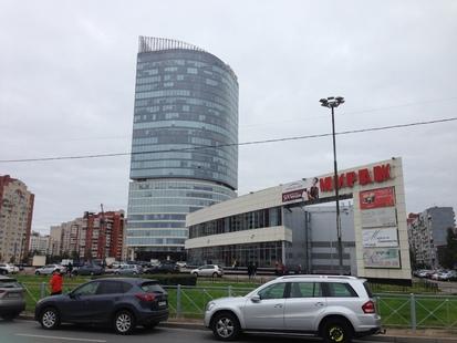 Арендные ставки на рынке офисной недвижимости Петербурга продолжают расти
