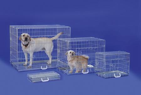 Клетка для собаки: как сохранить мебель и обувь невредимыми