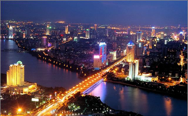 Наньян китай. Храм наньяна. Nanyang hotel address:the middle section of binhe road,nanyang city,henan province. Города хэнаня. Наньян китай.